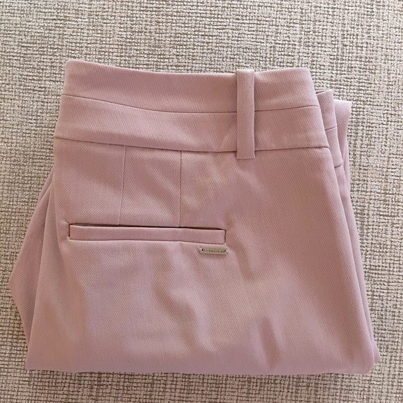⭐️ Blush Pink Calvin Klein Cropped pants- size 8 - Picture 3 of 8